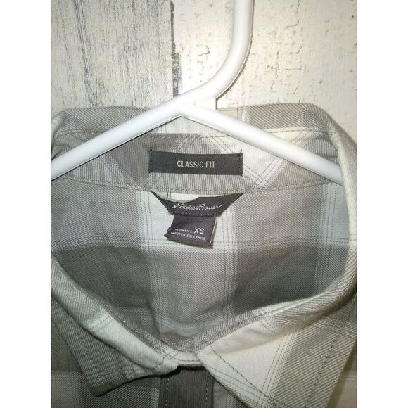 Women's Eddie Bauer Gray Flannel Shirt. sz XS - Picture 4 of 7